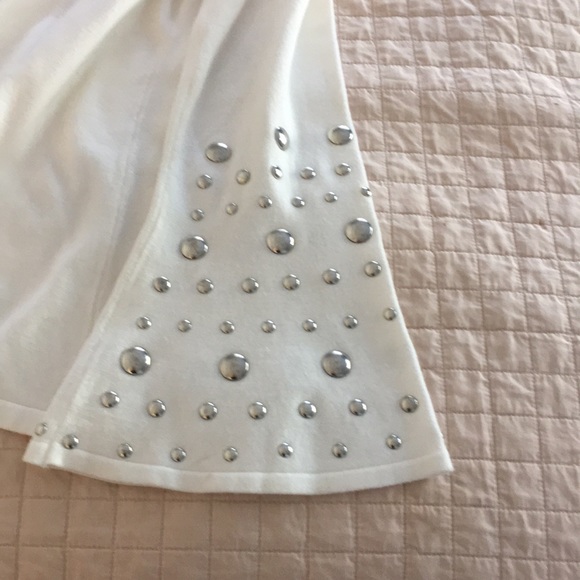 Sweater - Picture 3 of 3